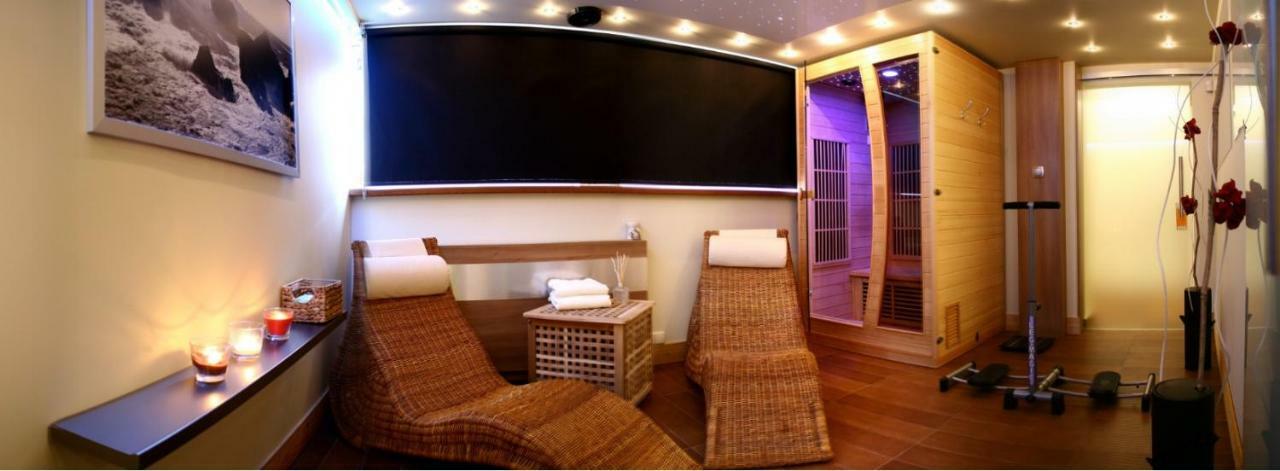 Apartamenty Wislany Brzeg Устрон Екстериор снимка