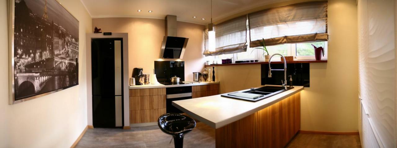 Apartamenty Wislany Brzeg Устрон Екстериор снимка