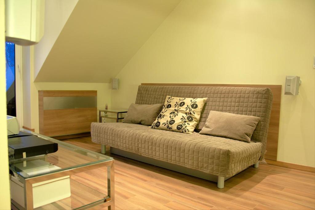 Apartamenty Wislany Brzeg Устрон Екстериор снимка